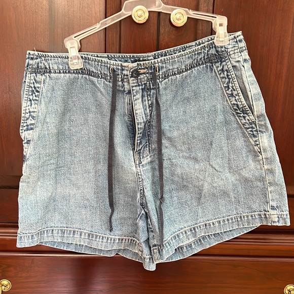 Eddie Bauer Womens Jean Shorts 